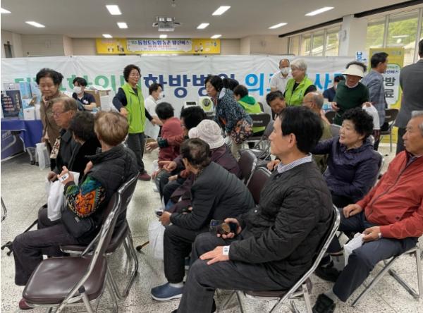 청도군, ‘농촌왕진버스’운영 성료, 농업인 건강 돌봄 앞장 기사 이미지