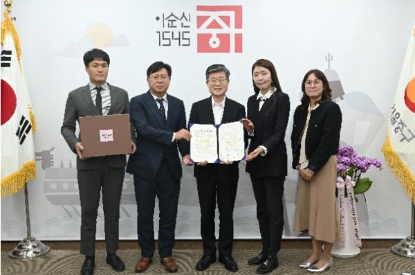 재난에도 더 든든해진 서울 중구, 현대아울렛과 이재민 지원 '맞손' 기사 이미지