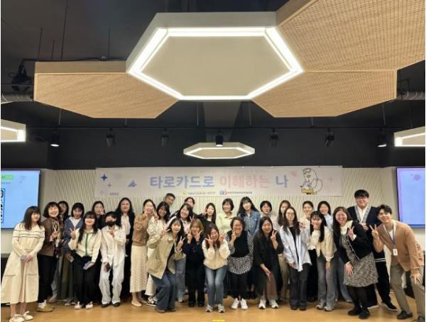 부평정신건강복지센터, 복지종사자 마음치유를 돕는 ‘라이프 컬러링’ 워크숍 성료 기사 이미지