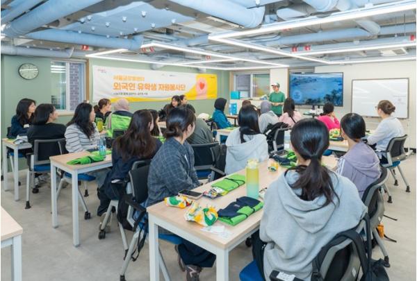 서울시, 공부하러 왔다가 살아갈 결심하도록…유학생 취업 및 정착까지 돕는다 기사 이미지