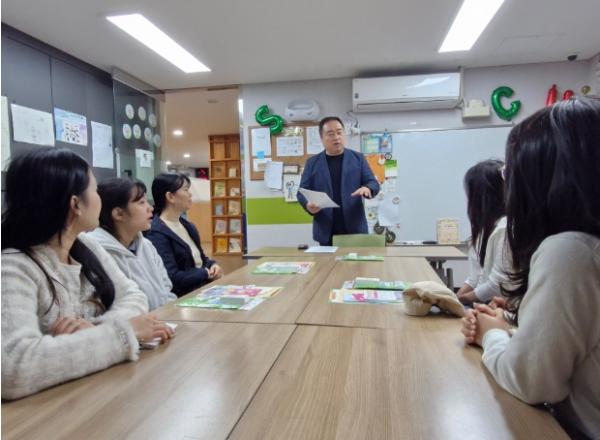 결혼이민자 적응 프로그램 '안녕? 사하구! 3기' 사하구 장림1동 행정복지센터 방문 기사 이미지