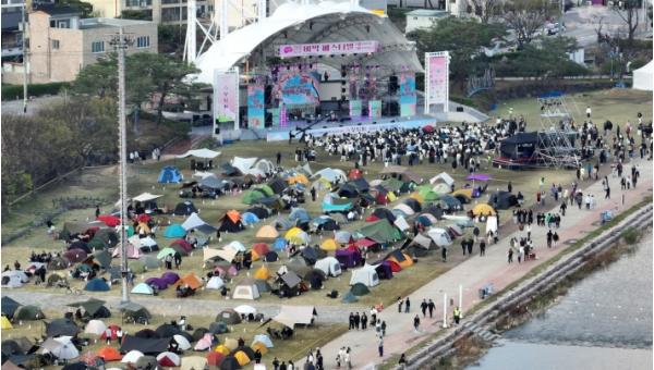 비에도 흔들림 없었던 2026 상상주도 비박 페스티벌 기사 이미지