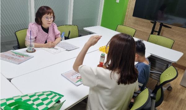 강동구, 장애아동 가정 대상 '감각통합 도구 활용 부모교육' 운영 기사 이미지