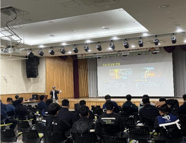 김해시, ‘배달라이더 안전이 시민의 안전’... 역량강화 교육 실시 기사 이미지