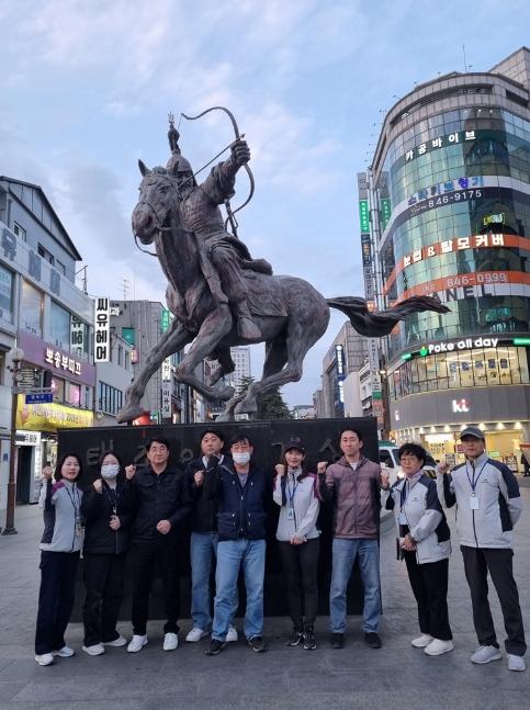 의정부시, 행복로 일대 야간 합동 단속 실시...금연구역 흡연‧담배꽁초 무단투기 집중 점검 기사 이미지