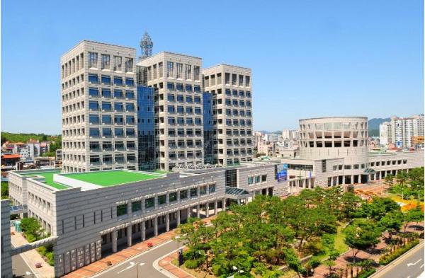진주시복지재단,' 세대공감 3대 가족 여행 지원사업 '심의 거쳐 최종 10가구 선정 기사 이미지