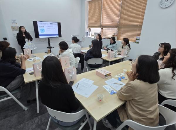 여주시청소년상담복지센터 솔리언또래상담 사업설명회 및 간담회 개최 기사 이미지
