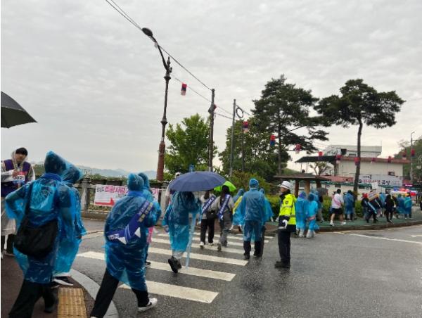 남원시보건소, 제96회 춘향제 맞아‘춘향사랑 가족힐링걷기’운영 기사 이미지