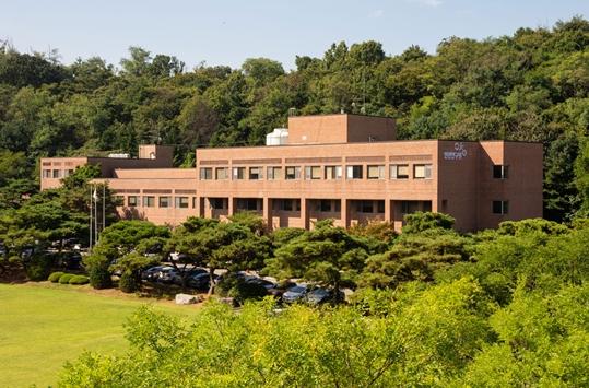 인천연구원 지자체 특성을 반영한 의료･요양 통합돌봄 모델 기사 이미지