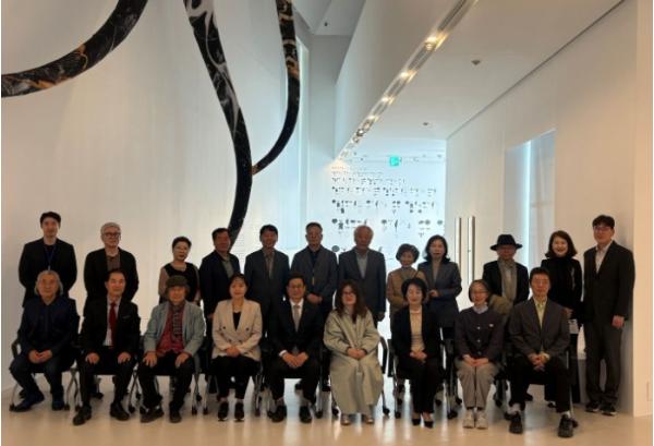 양주시립장욱진미술관, 《보이는 선, 보이지 않는 결》 개막식 개최 기사 이미지