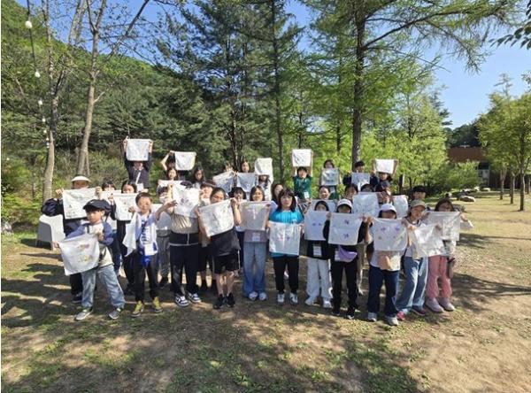 부천여성청소년재단 소사청소년센터 숲에서 탄소중립 배우는 ‘청소년 숲 메이커스 캠프’ 성황리에 진행 기사 이미지
