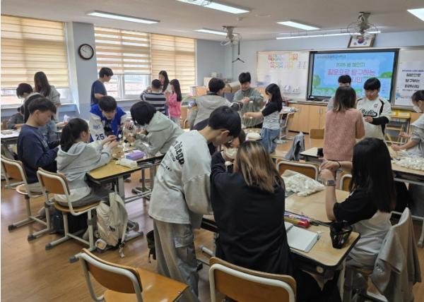 광주 광주광명초, '체(體)인(仁)지(智)메이커(Maker) 교육으로 행복이 톡~ 터지는 날들” 기사 이미지