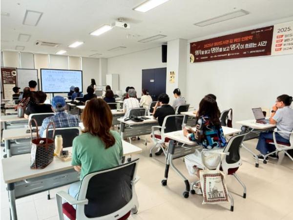 광주광역시 북구 구립도서관, 인문학 프로그램 공모 선정...이달부터 본격 운영 기사 이미지