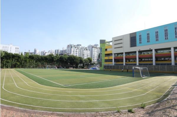 강남구, 학교 운동장 개방 23곳으로 확대…4년 만에 4배 기사 이미지