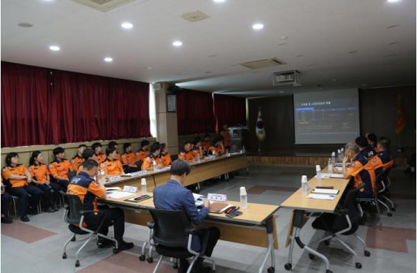 서산소방서, 음암면 자동차부품 공장화재 현장대응활동 검토회의 개최 기사 이미지