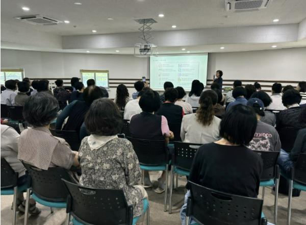 진안군, 독거노인생활관리사 대상 '찾아가는 암 이야기' 교육 실시 기사 이미지