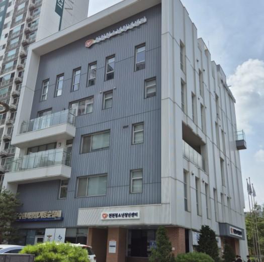 우리가 원하는 공간은 이런 곳! 우리 동네 ‘핫플’ 만들기 수원시청소년청년재단 천천청소년청년센터 고객 만족도 및 프로그램 욕구 조사 기사 이미지