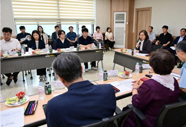 충북농기원, 지역 주도 특화작목 육성 본격화 기사 이미지