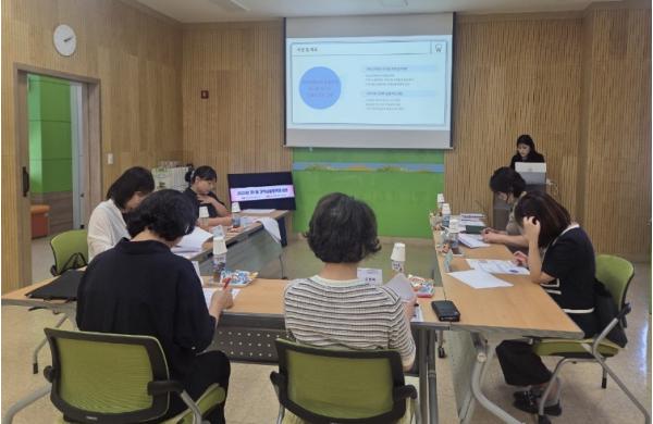 성주군, 유관기관과 함께하는 치매안전망 구축 '2026년 상반기 지역사회치매협의체 회의' 개최 기사 이미지