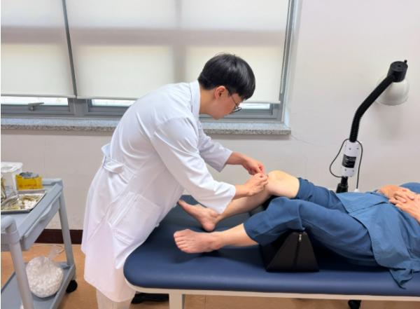 군위군 모든 보건지소, 한방진료실 운영 시작 기사 이미지