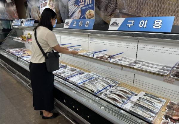 대전 중구, 여름철 대비 유통 수산물 안전 점검 실시 기사 이미지