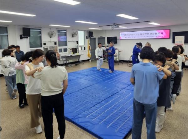 부산 동구, 작년 높은 만족도를 바탕으로 업그레이드된, “2026년 찾아가는 여성안전 호신술 교육” 개시 기사 이미지