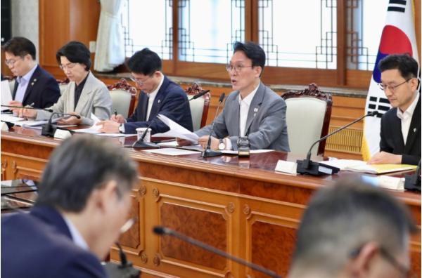 김민석 총리, 국토공간 대전환 범정부 추진협의회 개최, 이어 광역단체장 당선자들와 간담회