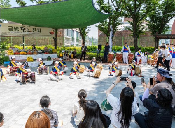 부산 금정구 남산동 금샘마을 지역축제, 제15회 금샘단오잔치 성황리 개최! 기사 이미지