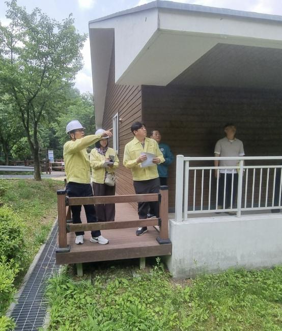의왕도시공사, 우기 대비 시민 이용시설 현장 안전점검 실시 기사 이미지