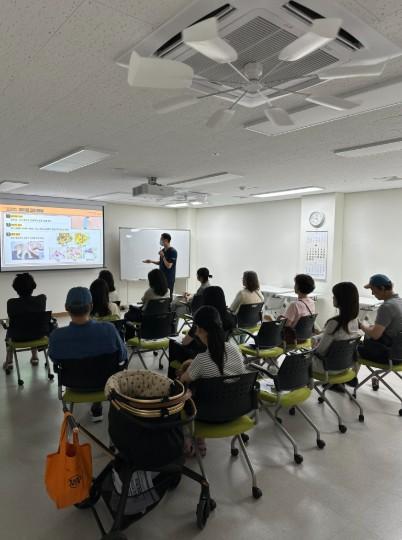 김포시, 반려견 귓병 예방·관리 위한 ‘반려동물 돌봄특강’ 성료 기사 이미지