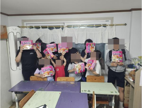 단양군지역사회보장협의체, 오리온재단 후원물품 전달 기사 이미지