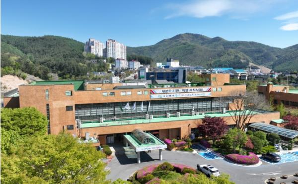 태백시, 2026년 공공건축물 그린리모델링 사업 선정…국도비 22억 8,900만 원 확보 기사 이미지