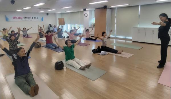 고성군(종합사회복지관) 열린강좌 원데이 클래스 개강 하루의 배움, 일상의 즐거움 기사 이미지