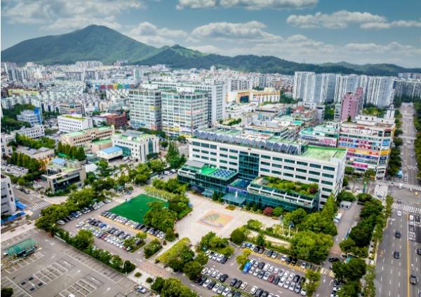 계양구, 러브버그 대응 전문방역체계 강화... 세스코와 협력 기사 이미지