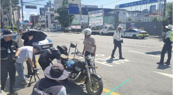 가평군, 불법 개조 이륜차 집중단속 나서 기사 이미지
