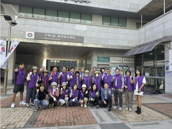 구리시 수택3동, 주민과 함께하는 여름꽃 식재 행사 개최 기사 이미지