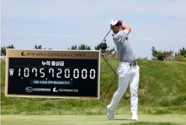 [KPGA 군산CC 오픈] 3R. 단독 선두 정한밀 인터뷰