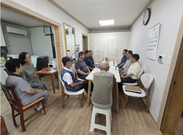 이길동 신임 음성군 삼성면장, 부임 후 첫 행보는 '경로당 소통' 기사 이미지