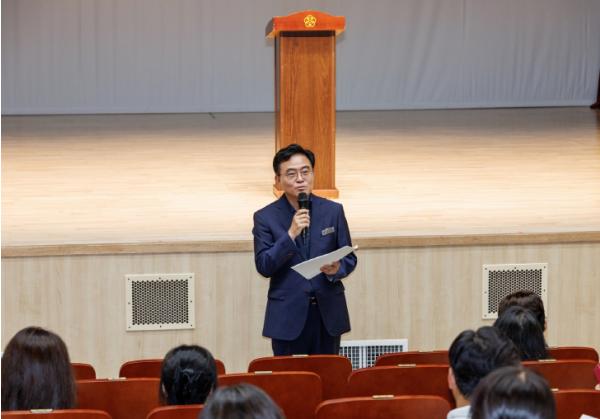 “대학에 착 붙길” 진교훈 강서구청장, 입시설명회 찾아 수험생 격려