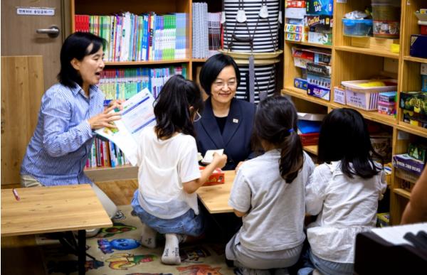 한성숙 국무총리, 아동돌봄시설 방문 및 간담회 개최