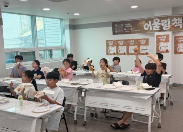 춘천시, 독서와 베이킹의 달콤한 만남… 춘천 ‘어울림 책빵’