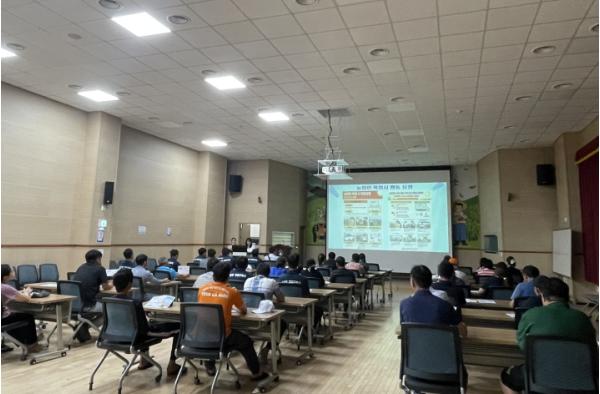 군산시, 외국인 계절근로자 폭염 대응 안전교육 실시 기사 이미지
