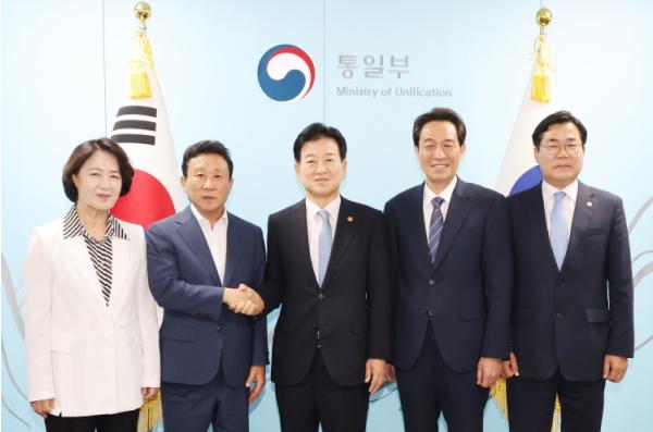 장정민 옹진군수, 정부에 “서해5도서 정주여건 개선과 지역경제 활성화 방안” 건의 기사 이미지