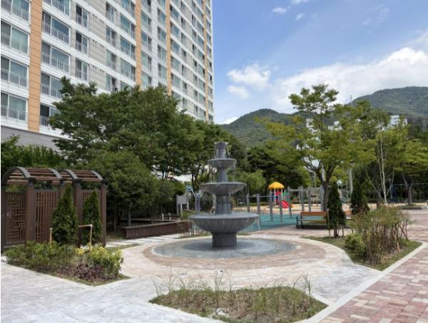 양산 석금산어린이공원, 도심 속 정원으로 재탄생 기사 이미지