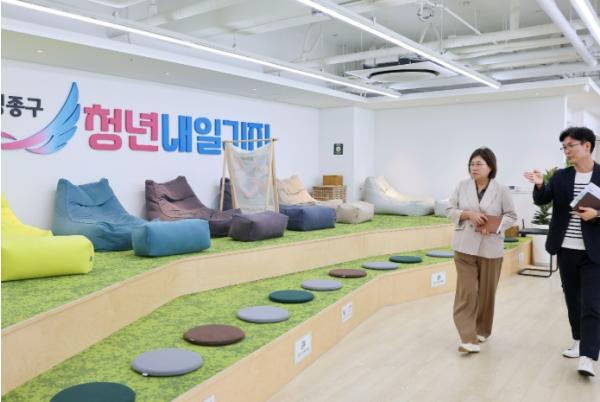 손화정 영종구청장, ‘청년내일기지’찾아 청년정책 발전 방안 모색 기사 이미지