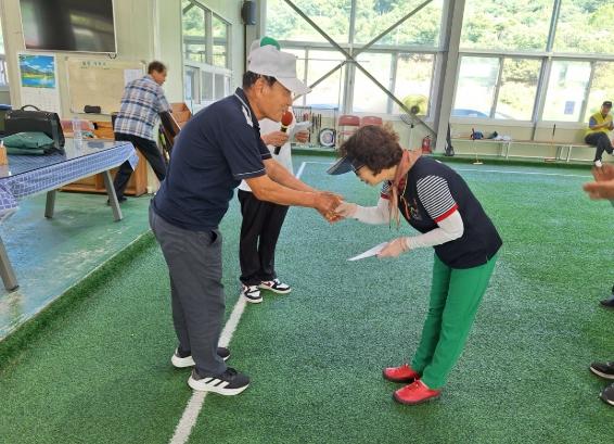 거창군 신원면, 회장배 게이트볼 친선경기 성황리에 개최 기사 이미지