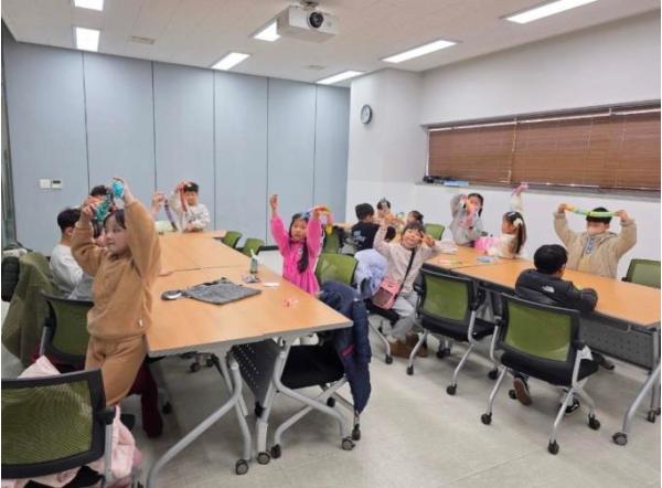 영천시, 시민과 함께하는 여름학기 독서문화 프로그램 운영 기사 이미지