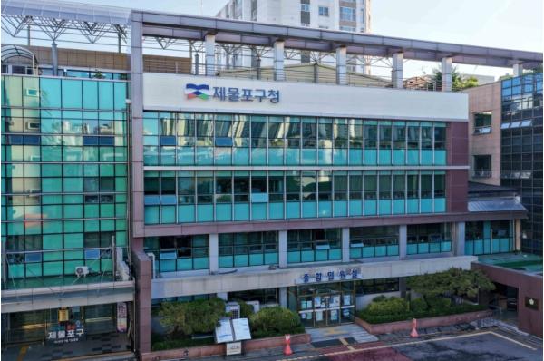 인천 제물포구, 3세대 이상 거주 가정에‘효행지원금’지급 기사 이미지