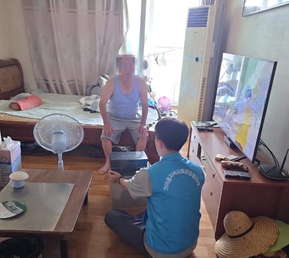 함안군 가야읍, ‘안심파수꾼’ 시원한 여름나기 사업으로 폭염 취약계층 집중 보호 기사 이미지
