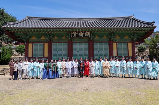 김해향교, 정영두 시장 취임 고유례 봉행 기사 이미지